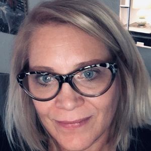 Meet your Posher, Jean